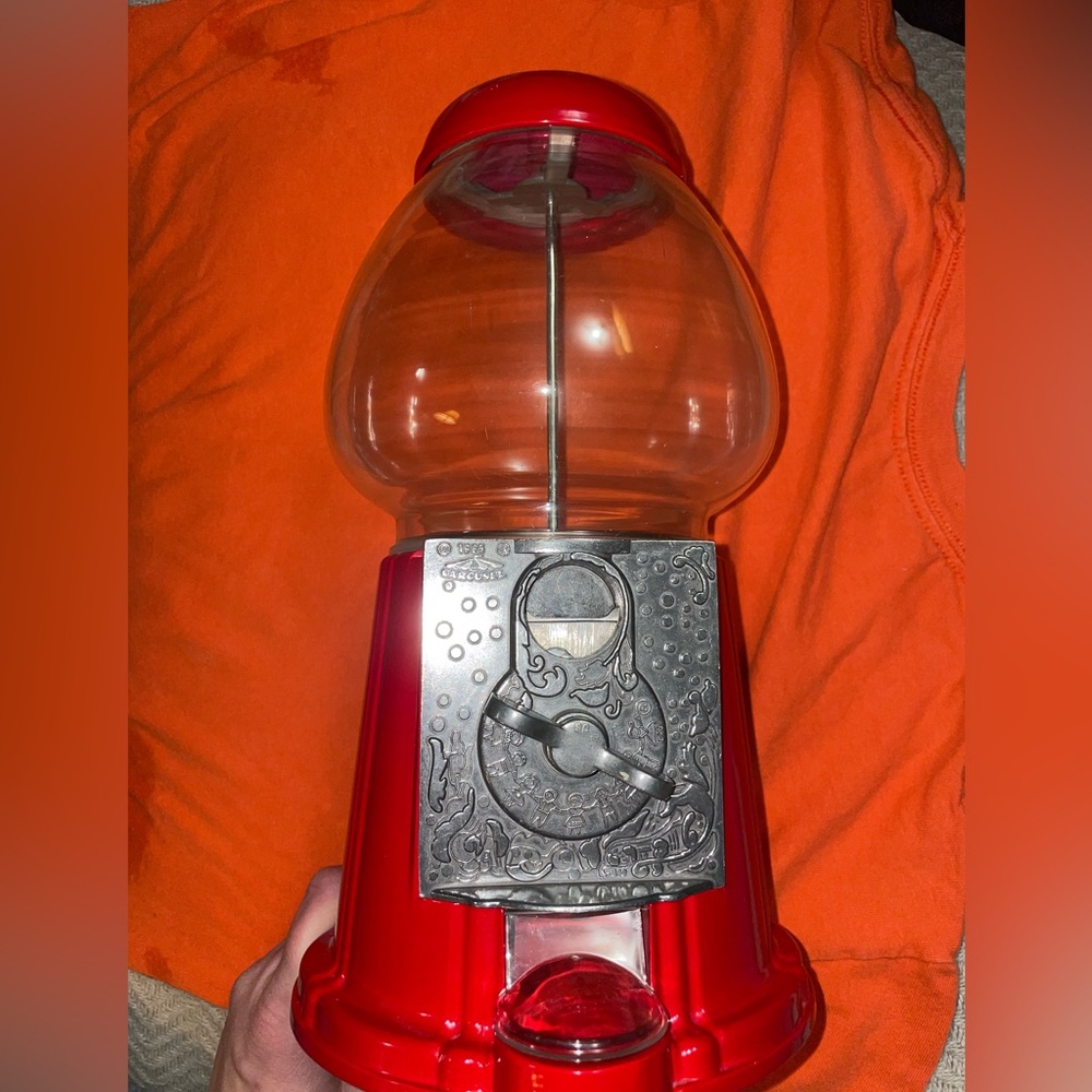 Carousel brand gumball machine